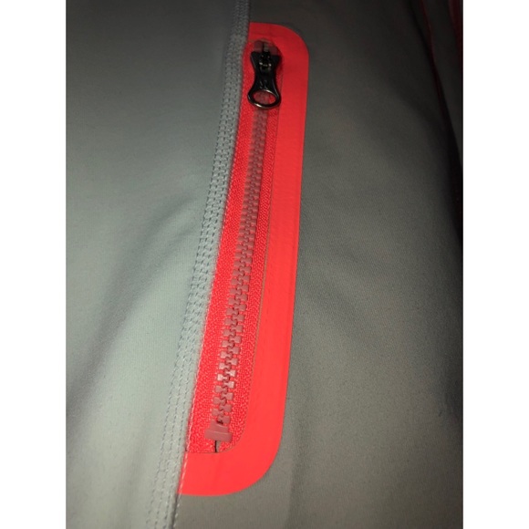 Lululemon jacket - Picture 7 of 8